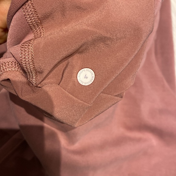 Lululemon soft ambitions pant size 4 - Picture 3 of 3